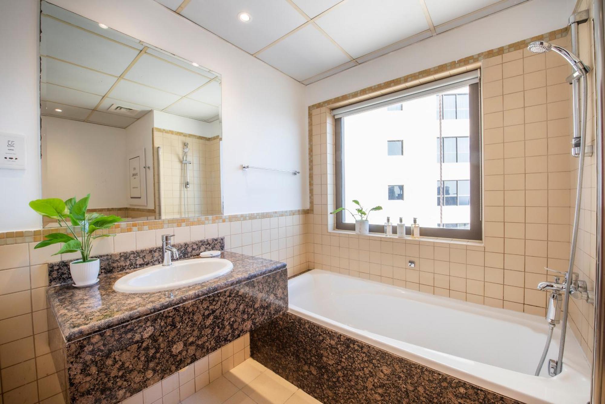 Nasma Luxury Stays- Majestic Marina Views, Lavish 4Br Getaway In Jbr Dubaï Extérieur photo